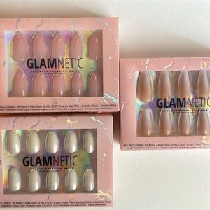 Glamnetic press-on nails